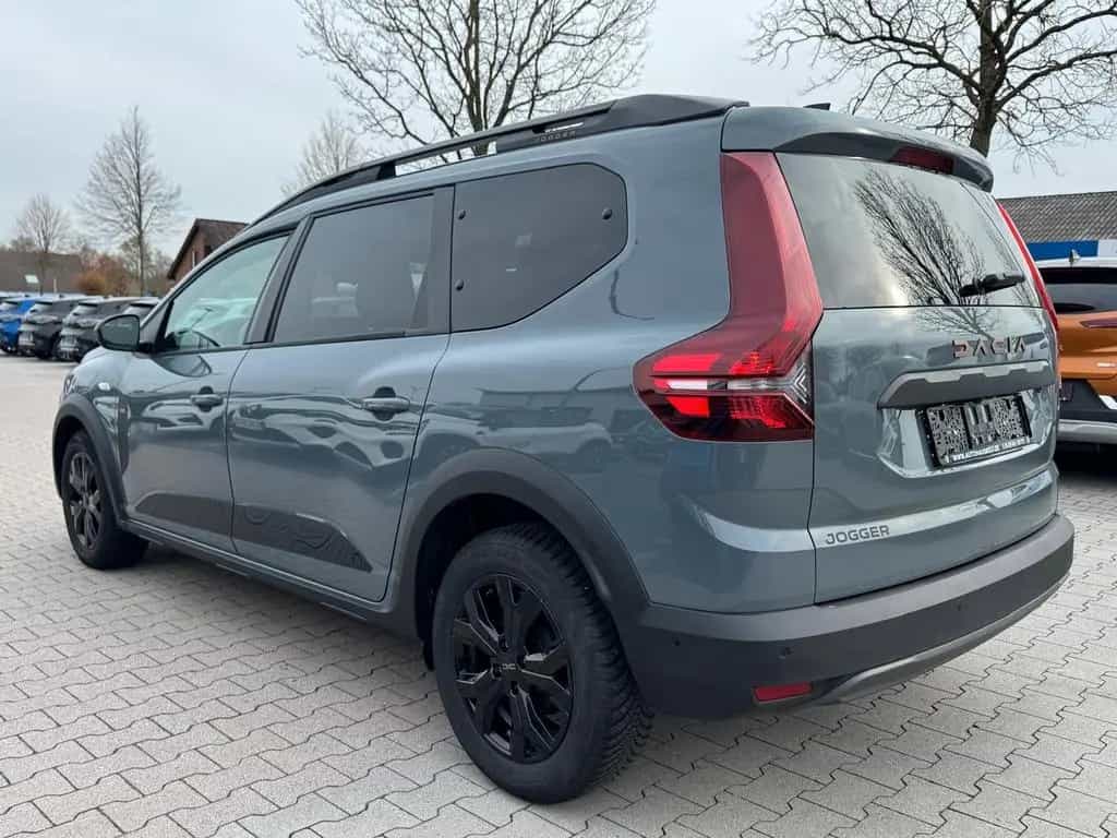 Dacia Jogger Extreme TCe 110 | 7 Sitze | KLIMA 12/2024-photo-4