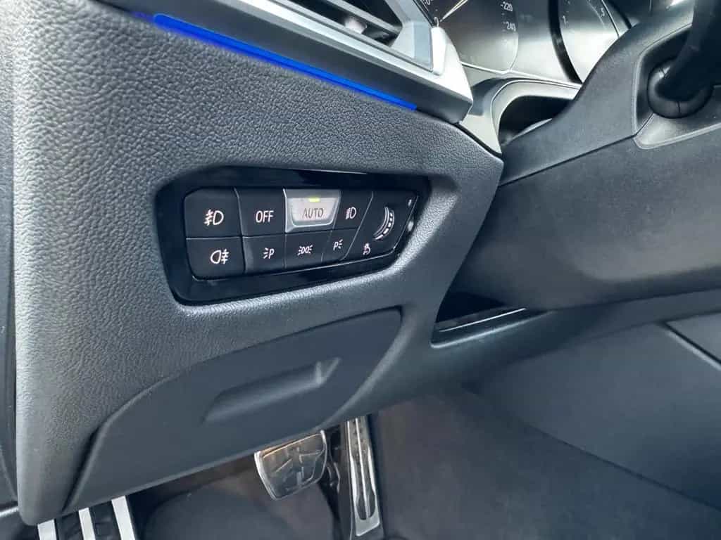 BMW 3 Series 318 3 Limousine 318 i M Sport 10/2020-photo-18