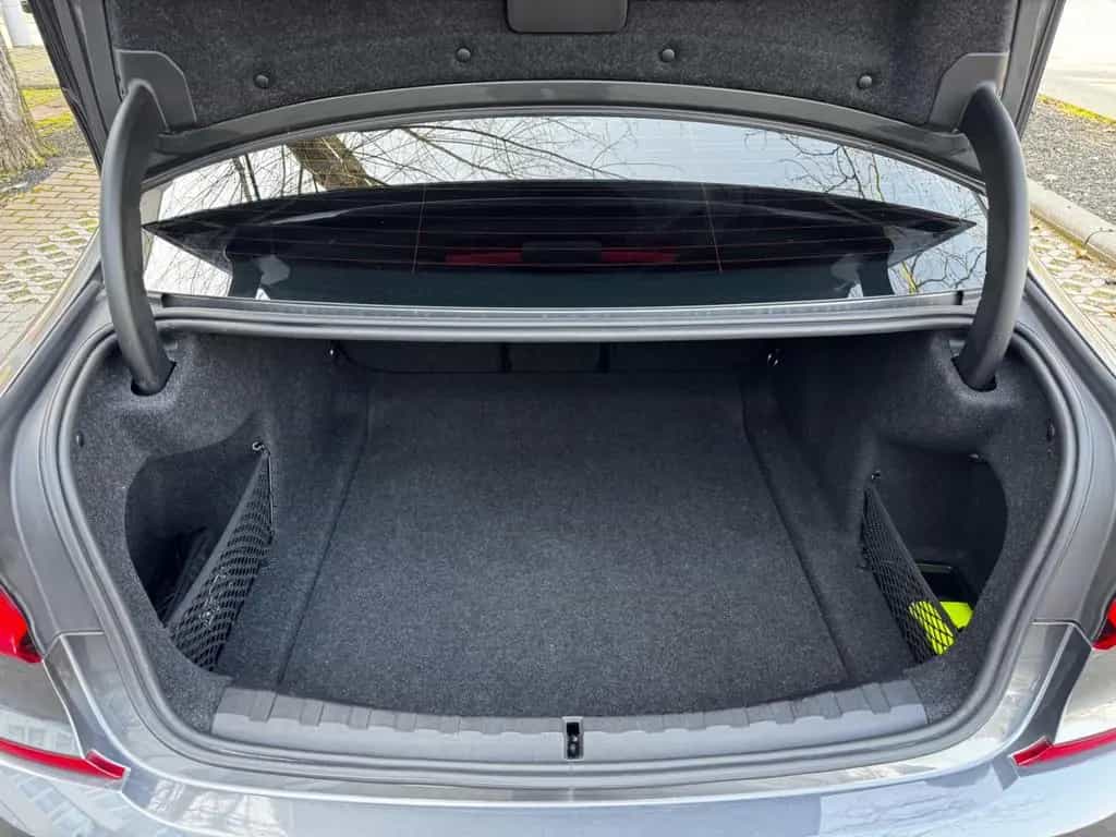 BMW 3 Series 318 3 Limousine 318 i M Sport 10/2020-photo-21