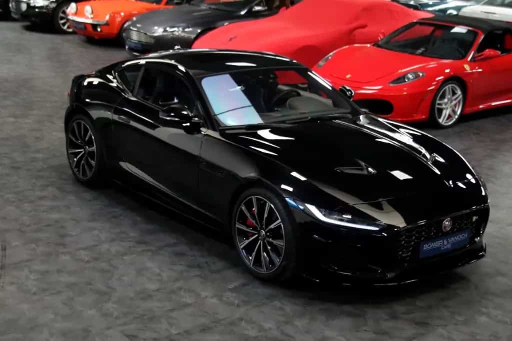 Jaguar F-Type Coupe P575 R AWD 75R Edition Black Black 07/2023-photo-1