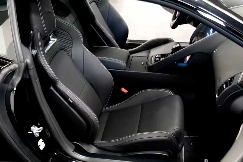 Jaguar F-Type Coupe P575 R AWD 75R Edition Black Black 07/2023-photo-11