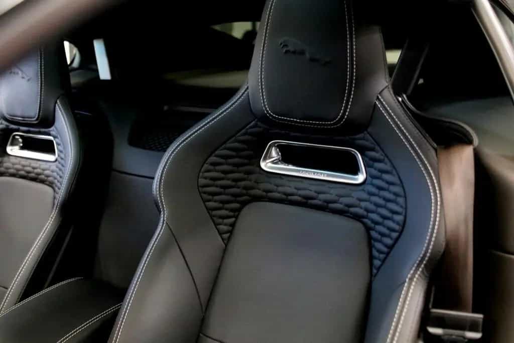 Jaguar F-Type Coupe P575 R AWD 75R Edition Black Black 07/2023-photo-13