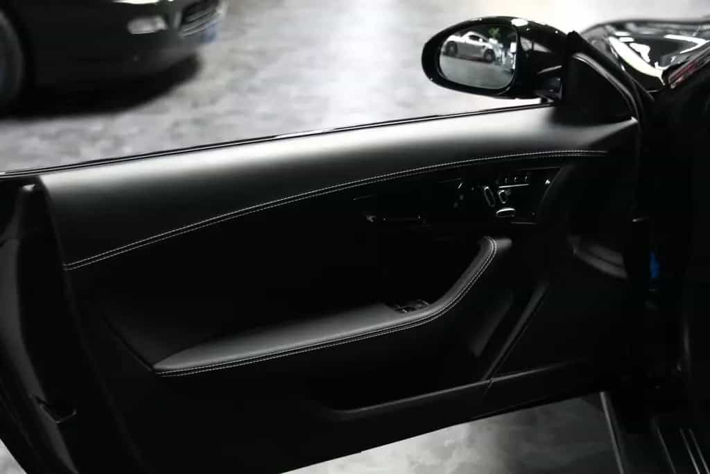Jaguar F-Type Coupe P575 R AWD 75R Edition Black Black 07/2023-photo-20