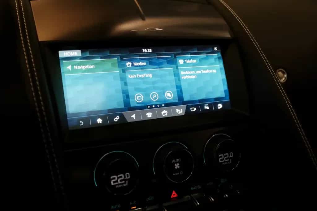 Jaguar F-Type Coupe P575 R AWD 75R Edition Black Black 07/2023-photo-21