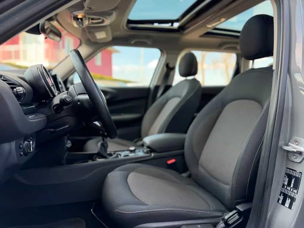 MINI One Clubman One 12/2018-photo-11