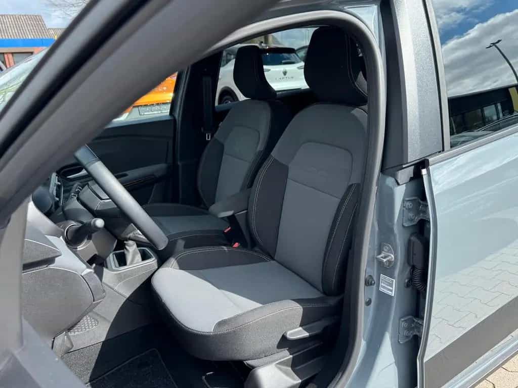 Dacia Jogger Extreme+ TCe 110 | 7 Sitze | KLIMA 12/2024-photo-17