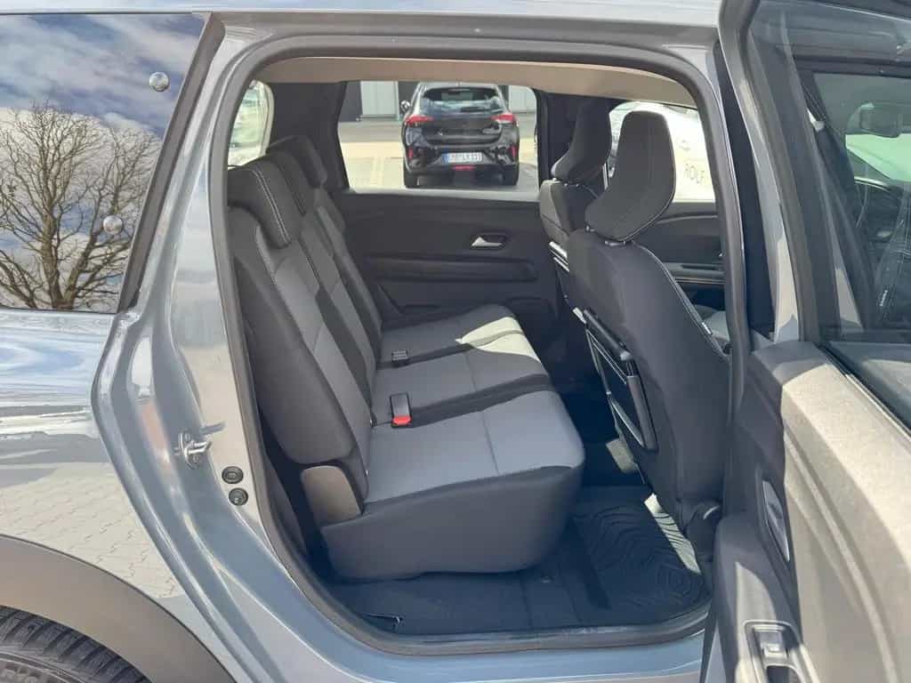 Dacia Jogger Extreme+ TCe 110 | 7 Sitze | KLIMA 12/2024-photo-9