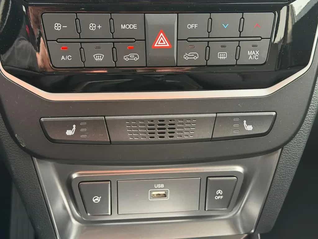 Ssangyong Tivoli Grand Tivoli 1,5 T Quartz 02/2025-photo-15
