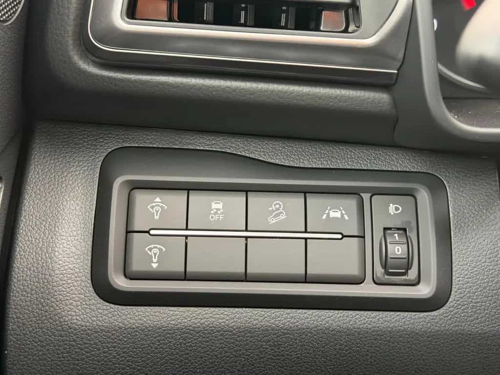 Ssangyong Tivoli Grand Tivoli 1,5 T Quartz 02/2025-photo-17