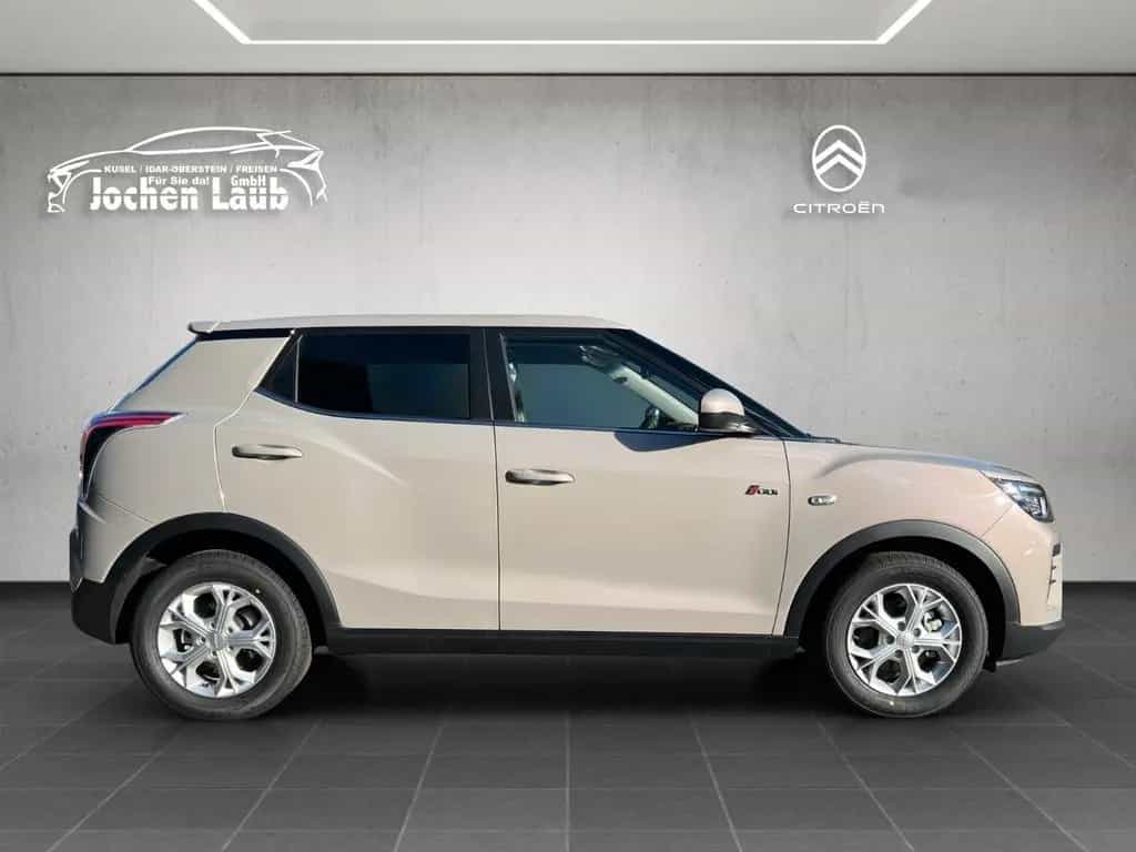KGM Tivoli Nomad AT 2WD null-photo-5