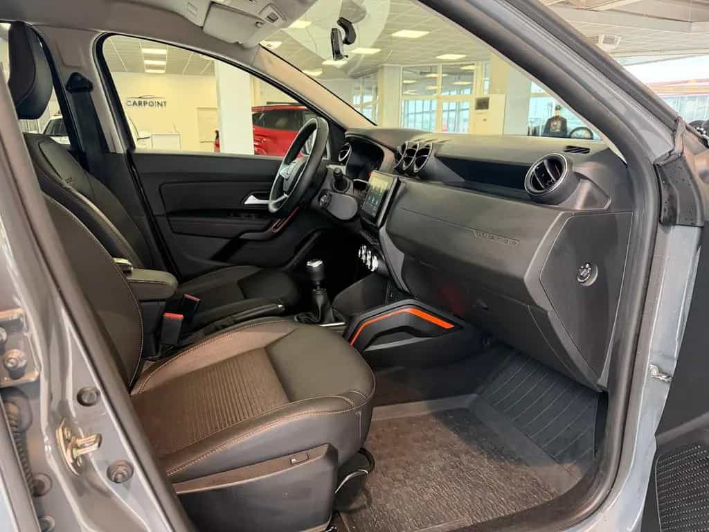 Dacia Duster Extreme TCe 130 Navi 360° Sitzheizung 09/2022-photo-31