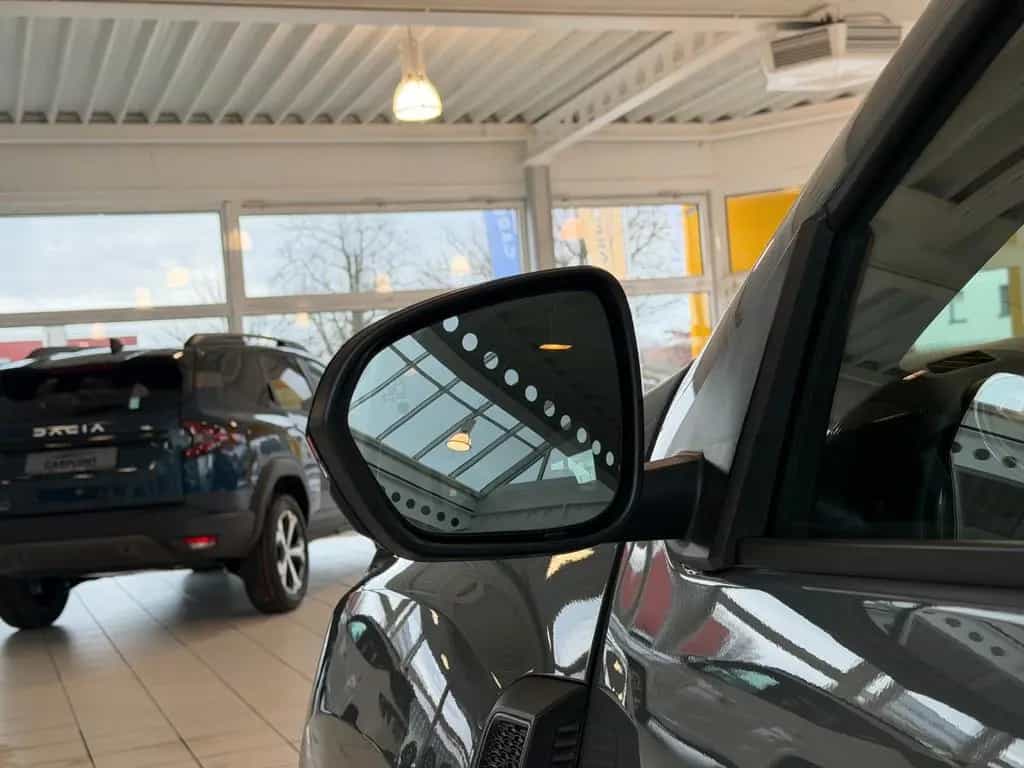 Dacia Duster Extreme TCe 130 Navi 360° Sitzheizung 09/2022-photo-37