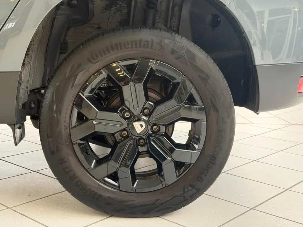 Dacia Duster Extreme TCe 130 Navi 360° Sitzheizung 09/2022-photo-8
