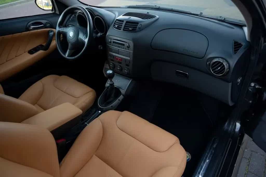 Alfa Romeo GT 3.2 V6 05/2006-photo-8