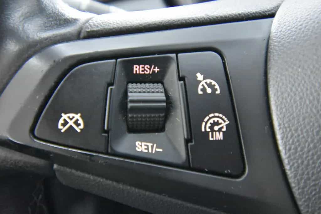 Opel Corsa E Edition 1.0 Turbo Temp SHZ LHZ Klima 11/2015-photo-31