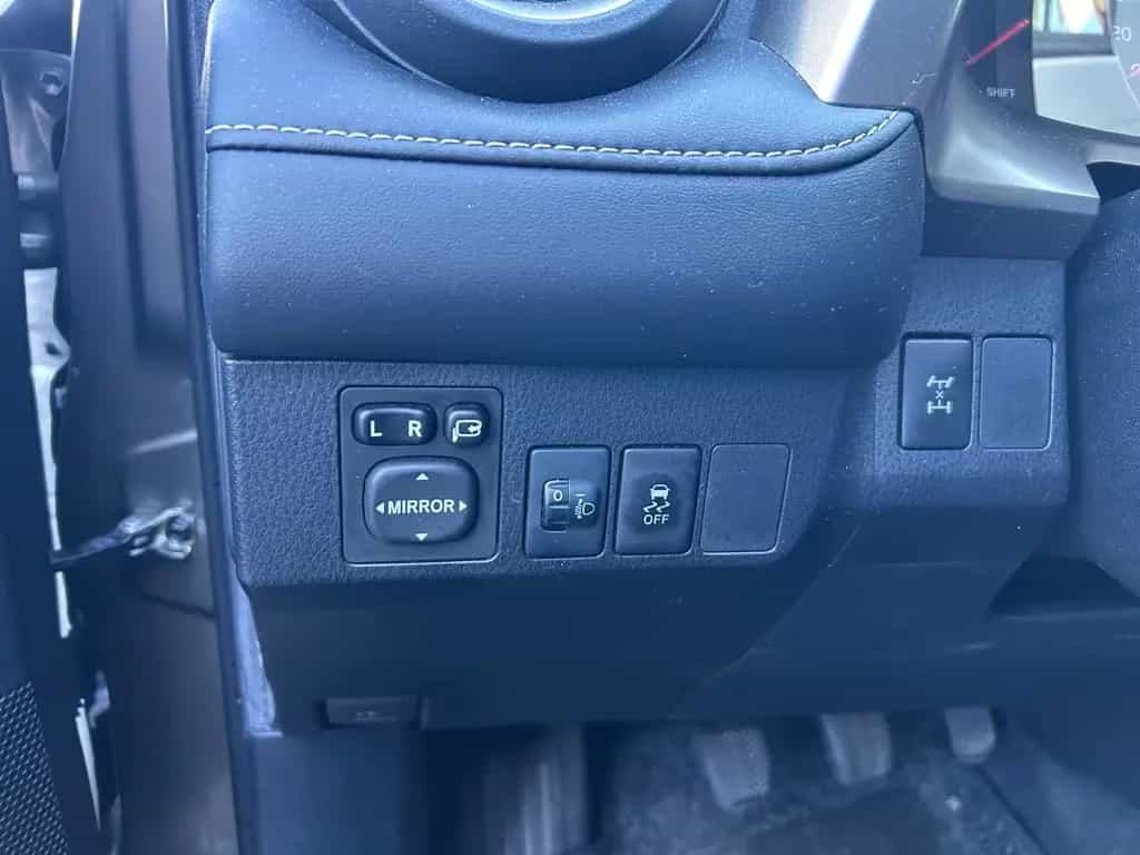 Toyota RAV 4 RAV4 Comfort 4X4 AHK * Multimedia * Alu * TMPM * 03/2015-photo-14