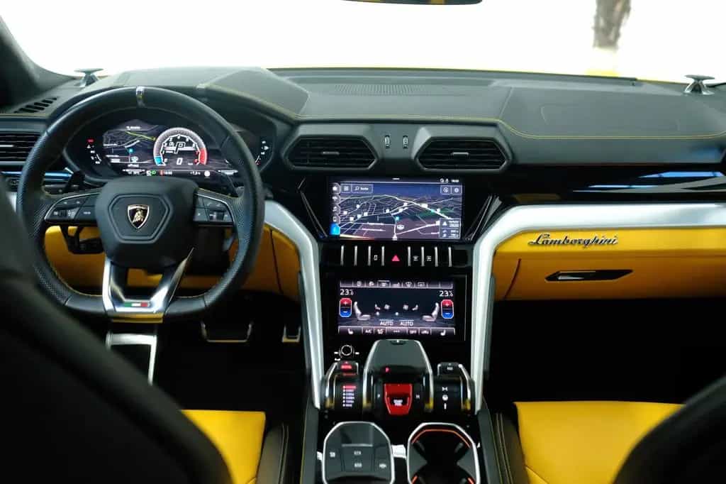 Lamborghini Urus 03/2019-photo-14