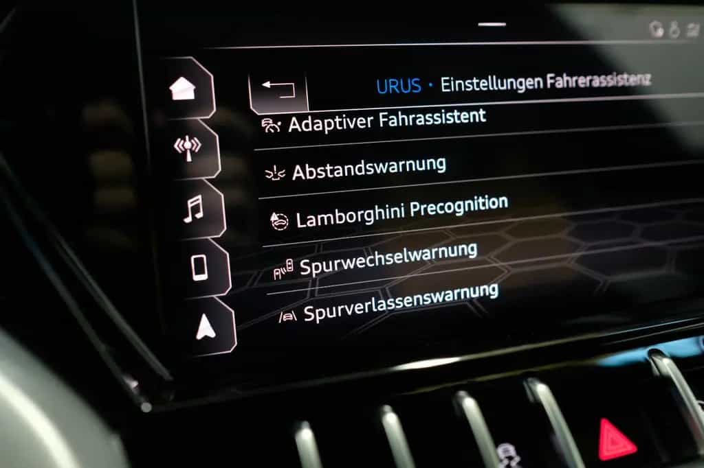 Lamborghini Urus 03/2019-photo-20
