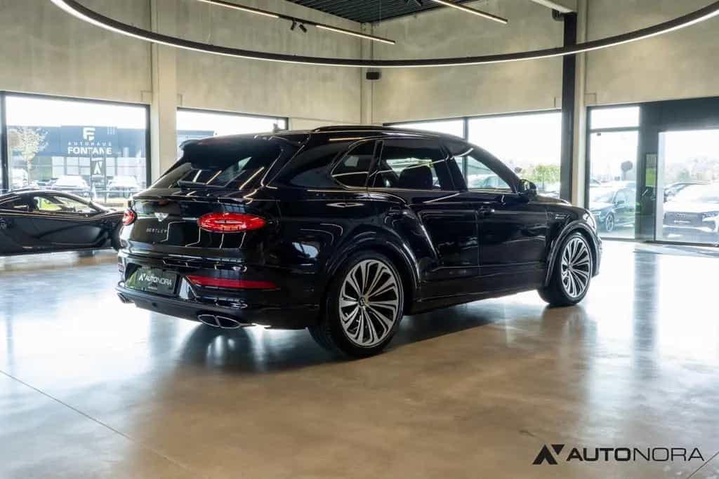 Bentley Bentayga V8 Mulliner Blackline Dynamic Ride Naim 11/2021-photo-3