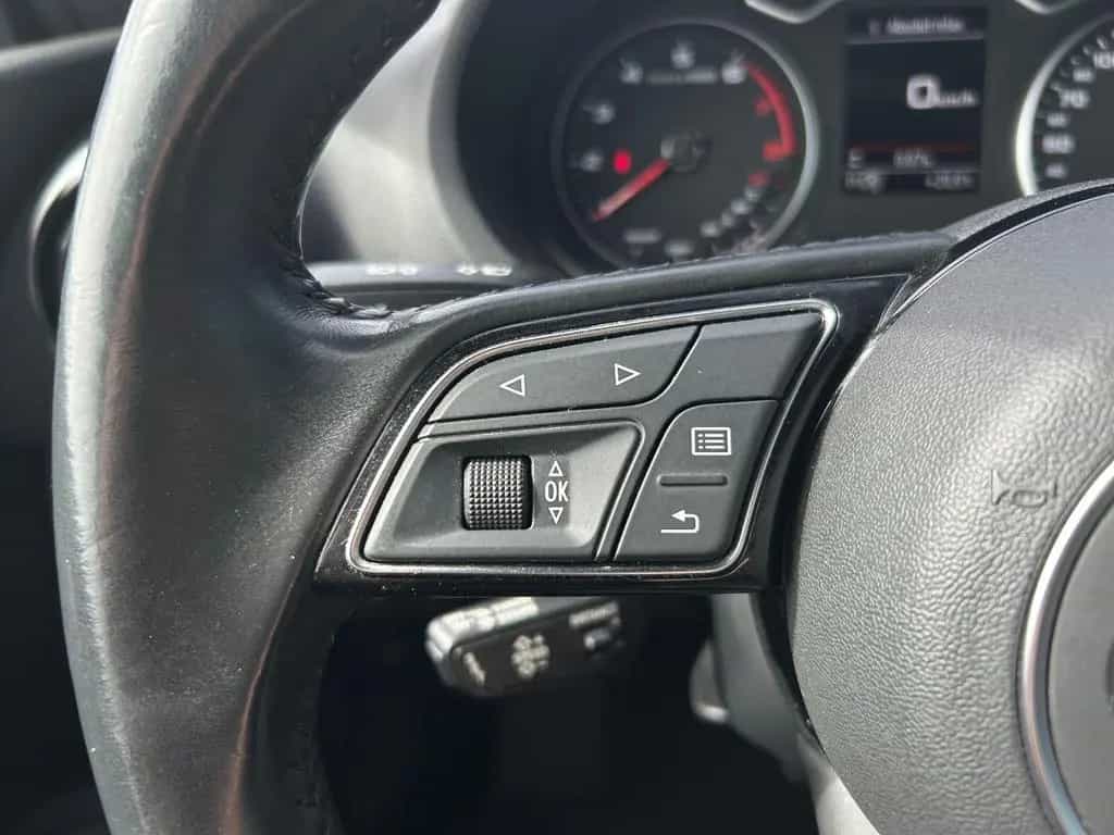 Audi A3 35 TFSI sport Stronic ACC Navi Kamera Xenon 05/2020-photo-16