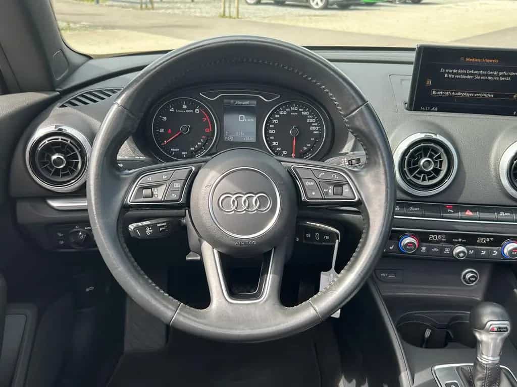 Audi A3 35 TFSI sport Stronic ACC Navi Kamera Xenon 05/2020-photo-17