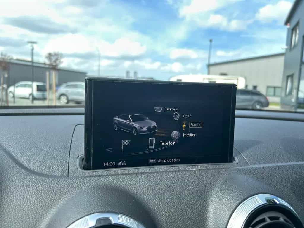Audi A3 35 TFSI sport Stronic ACC Navi Kamera Xenon 05/2020-photo-19