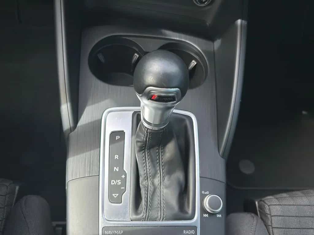 Audi A3 35 TFSI sport Stronic ACC Navi Kamera Xenon 05/2020-photo-23