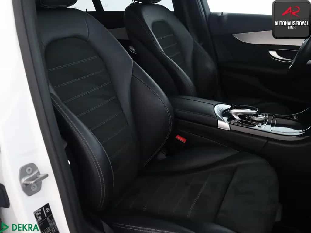 Mercedes-Benz C 300 d 4M 3x AMG NIGHT MULTIBEAM,DISTRO,KAMERA 01/2020-photo-10
