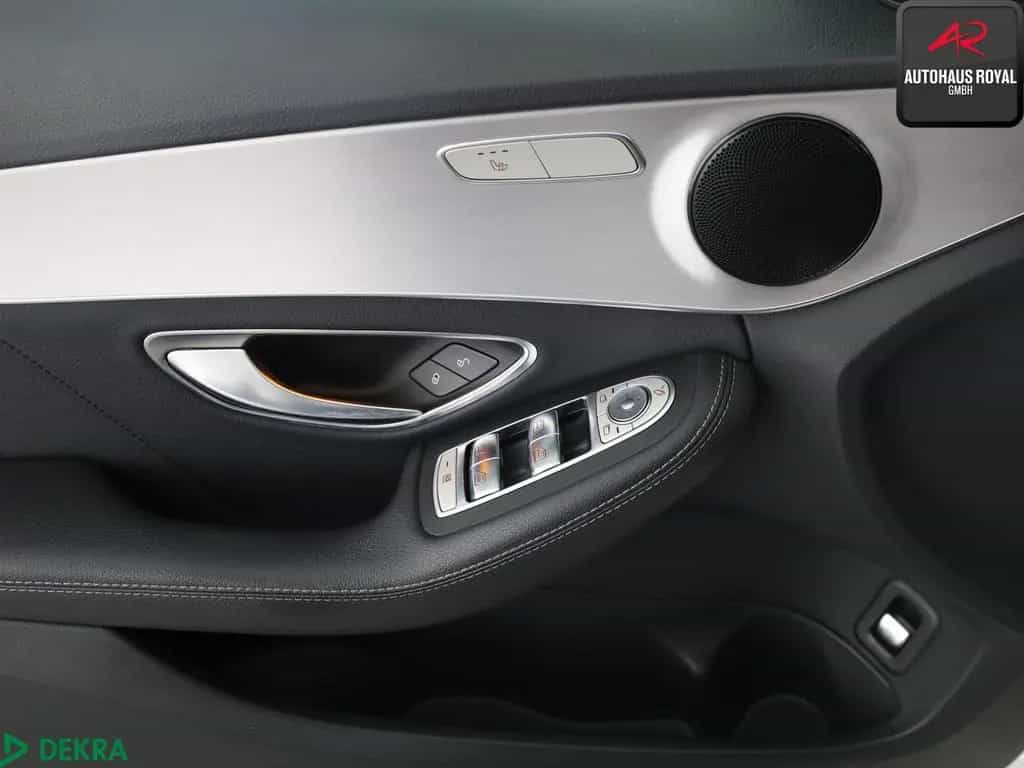 Mercedes-Benz C 300 d 4M 3x AMG NIGHT MULTIBEAM,DISTRO,KAMERA 01/2020-photo-13
