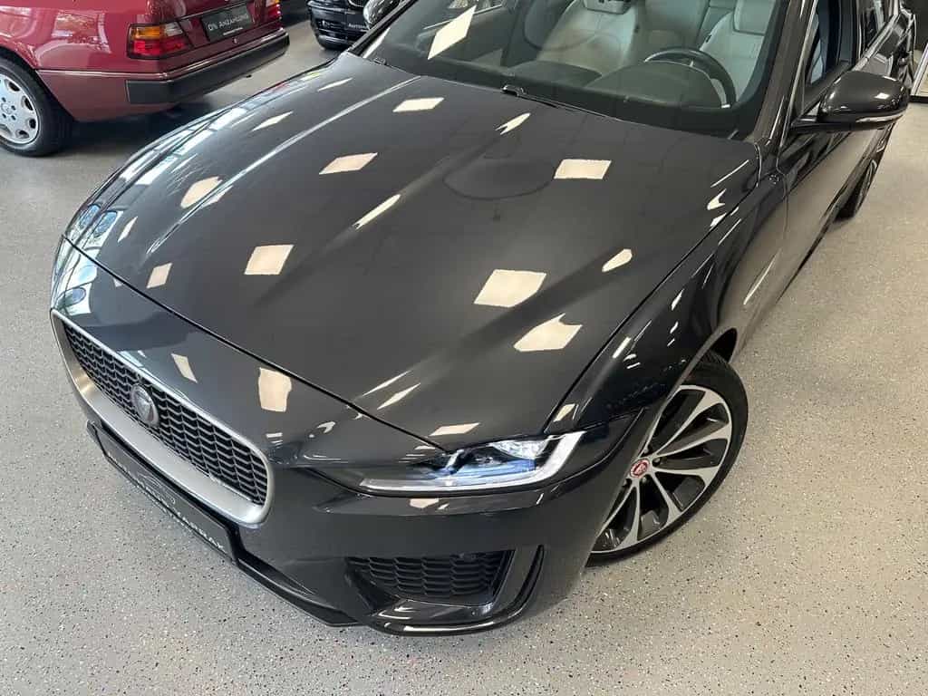 Jaguar XE R-Dynamic HSE|360°|Meridian|18-Wege|DAB+|19" 06/2019-photo-2