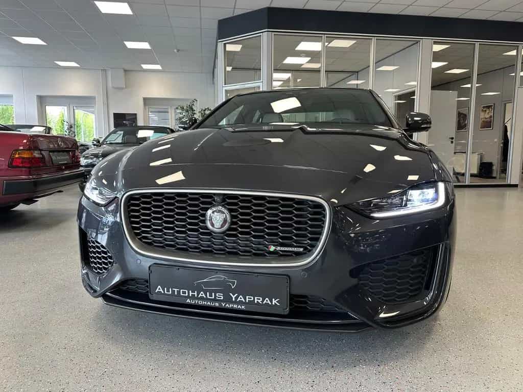 Jaguar XE R-Dynamic HSE|360°|Meridian|18-Wege|DAB+|19" 06/2019-photo-5