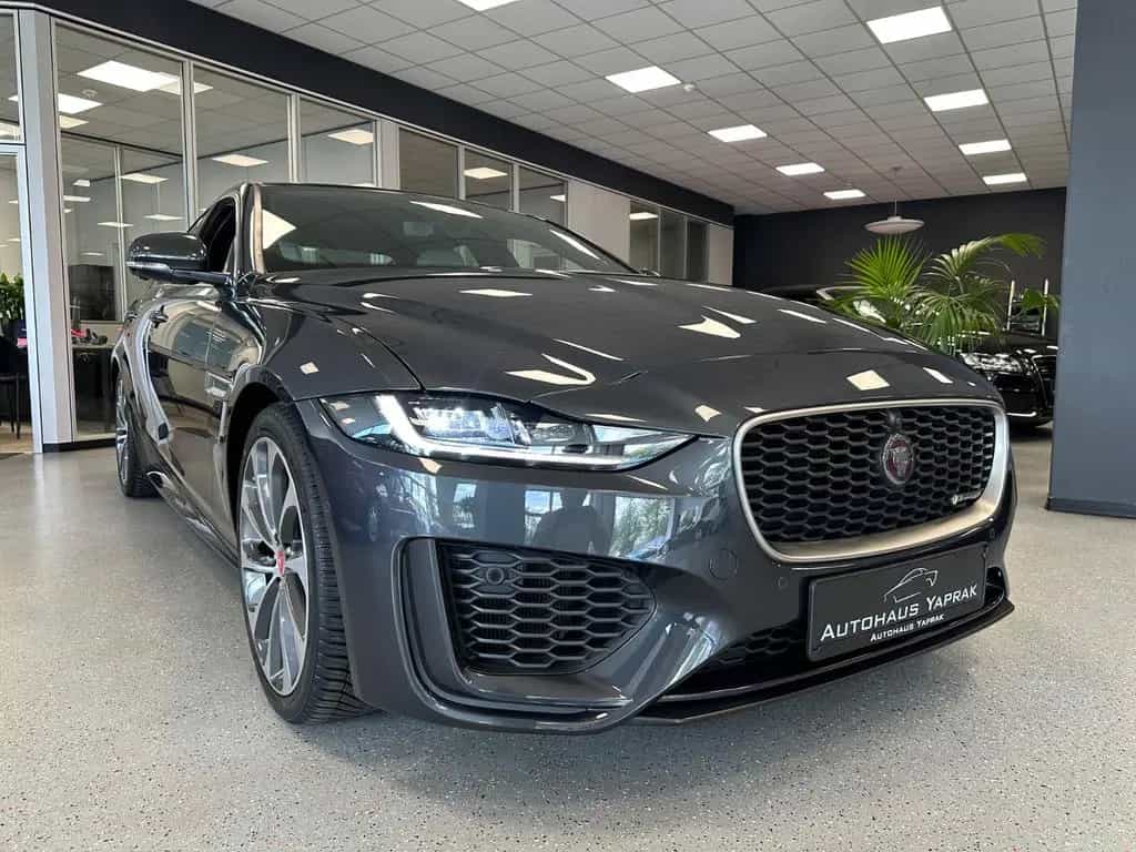 Jaguar XE R-Dynamic HSE|360°|Meridian|18-Wege|DAB+|19" 06/2019-photo-6