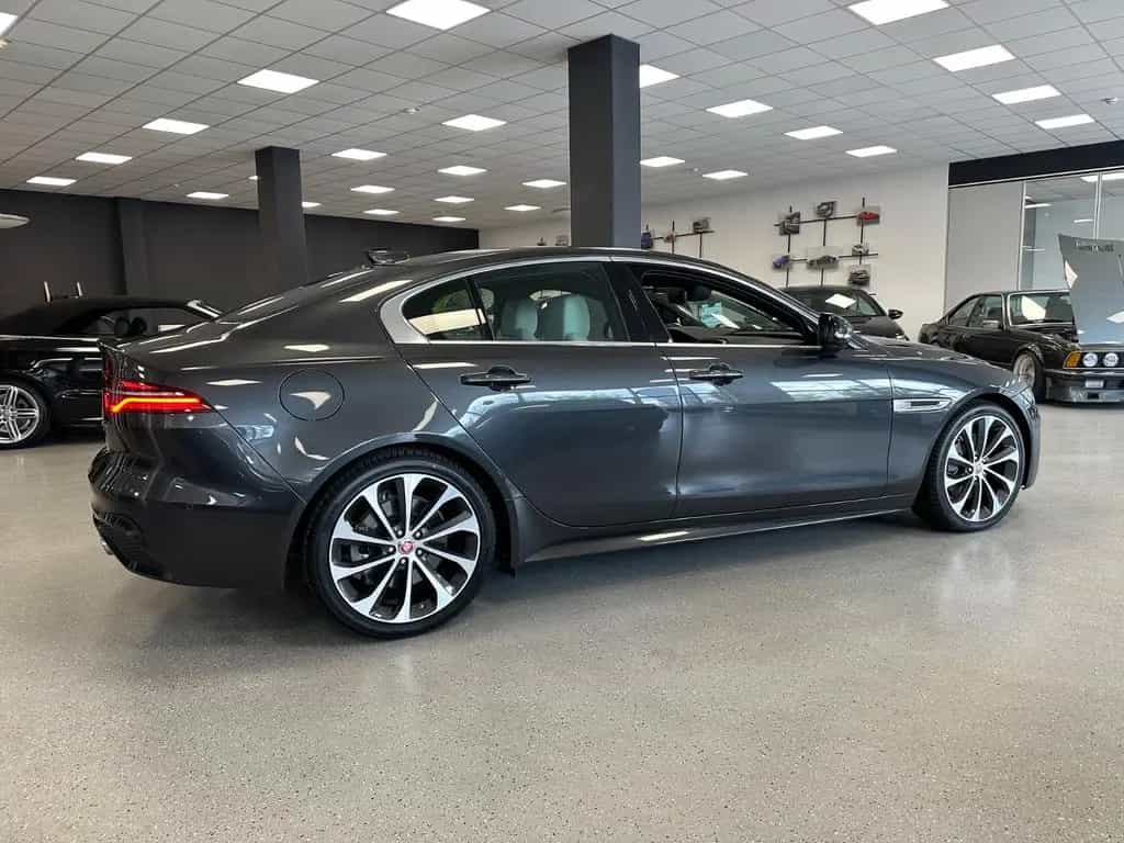Jaguar XE R-Dynamic HSE|360°|Meridian|18-Wege|DAB+|19" 06/2019-photo-8