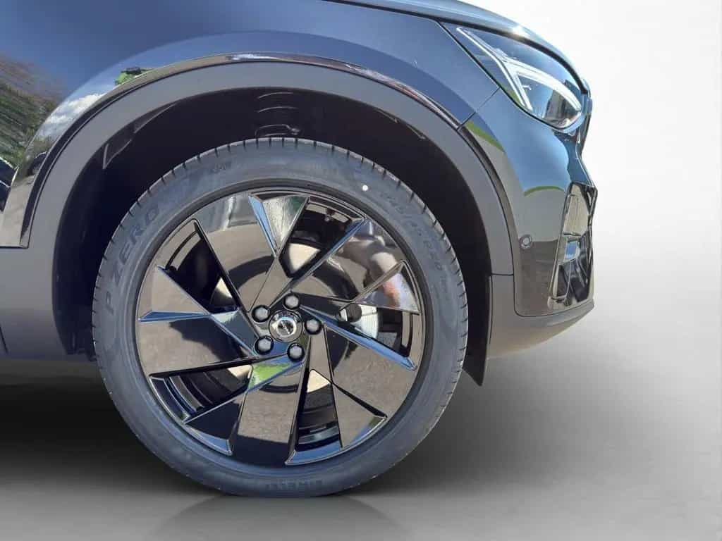 Volvo XC40 B3 Plus Black Edition 2WD null-photo-22