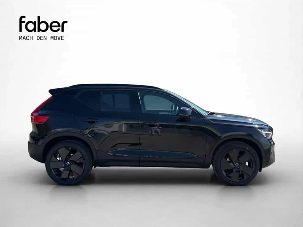 Volvo XC40 B3 Plus Black Edition 2WD null-photo-5
