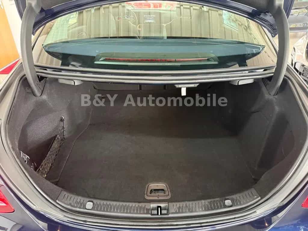 Mercedes-Benz E-Class 200 2.Hand Scheckheft 07/2017-photo-11
