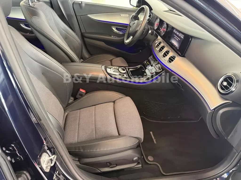 Mercedes-Benz E-Class 200 2.Hand Scheckheft 07/2017-photo-13