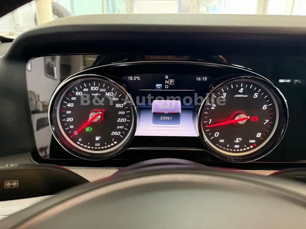 Mercedes-Benz E-Class 200 2.Hand Scheckheft 07/2017-photo-8