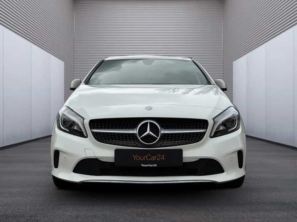 Mercedes-Benz A-Class 180 BlueEfficiency *LED*NAVI*PARK-ASSIST*LEDER 06/2016-photo-2