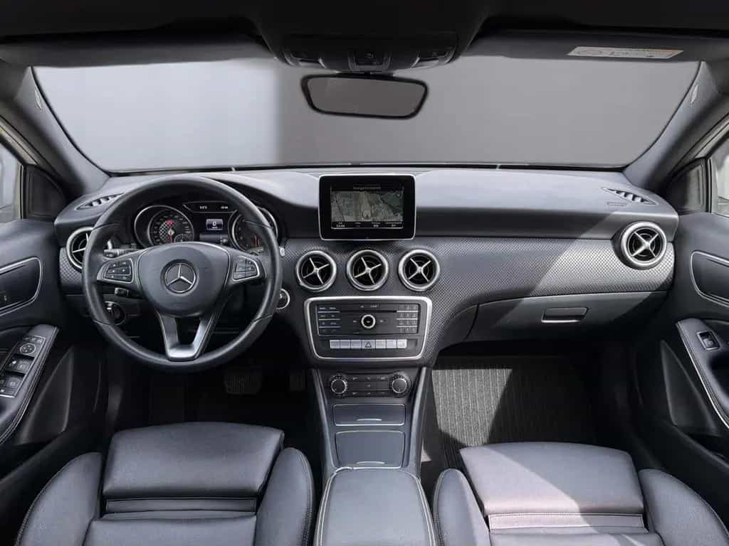Mercedes-Benz A-Class 180 BlueEfficiency *LED*NAVI*PARK-ASSIST*LEDER 06/2016-photo-3