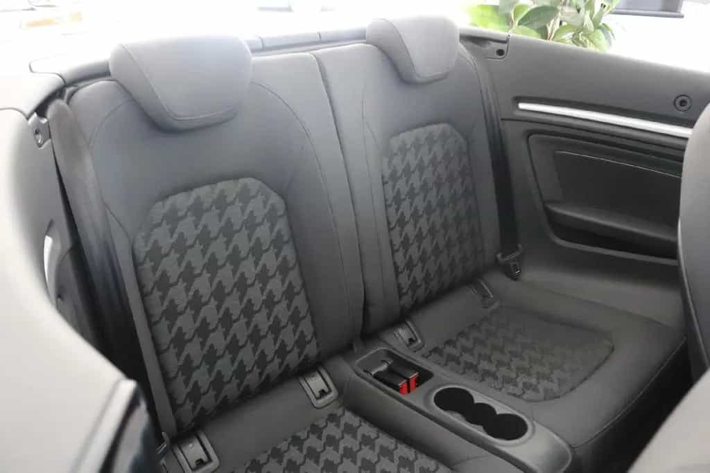 Audi A3 Cabrio 1.4 TFSI - Navi-BiXenon 03/2016-photo-13