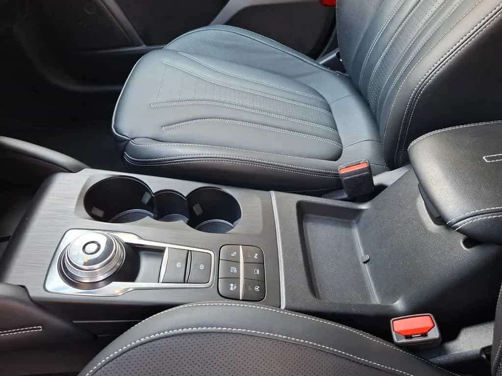 Ford Focus Turnier Vignale,Euro6, COC, Automatik... 05/2021-photo-19