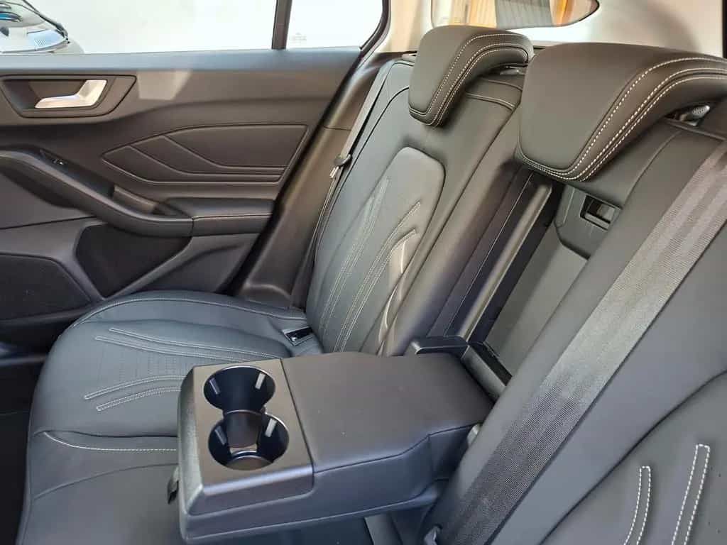 Ford Focus Turnier Vignale,Euro6, COC, Automatik... 05/2021-photo-30