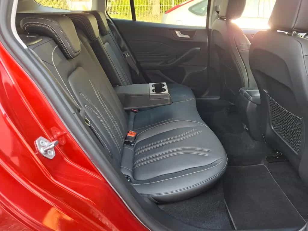 Ford Focus Turnier Vignale,Euro6, COC, Automatik... 05/2021-photo-31