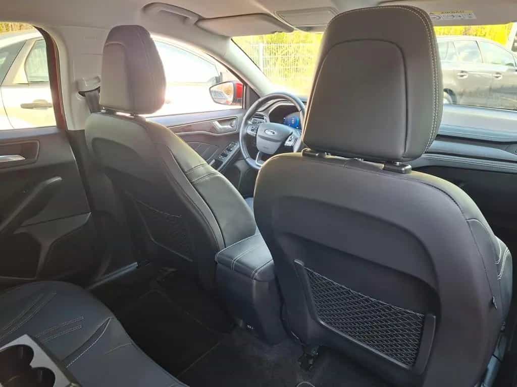 Ford Focus Turnier Vignale,Euro6, COC, Automatik... 05/2021-photo-32