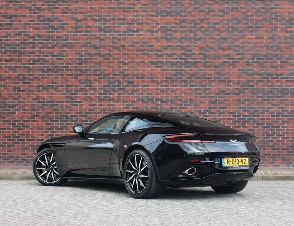Aston Martin DB11 4.0 V8 11/2020-photo-1