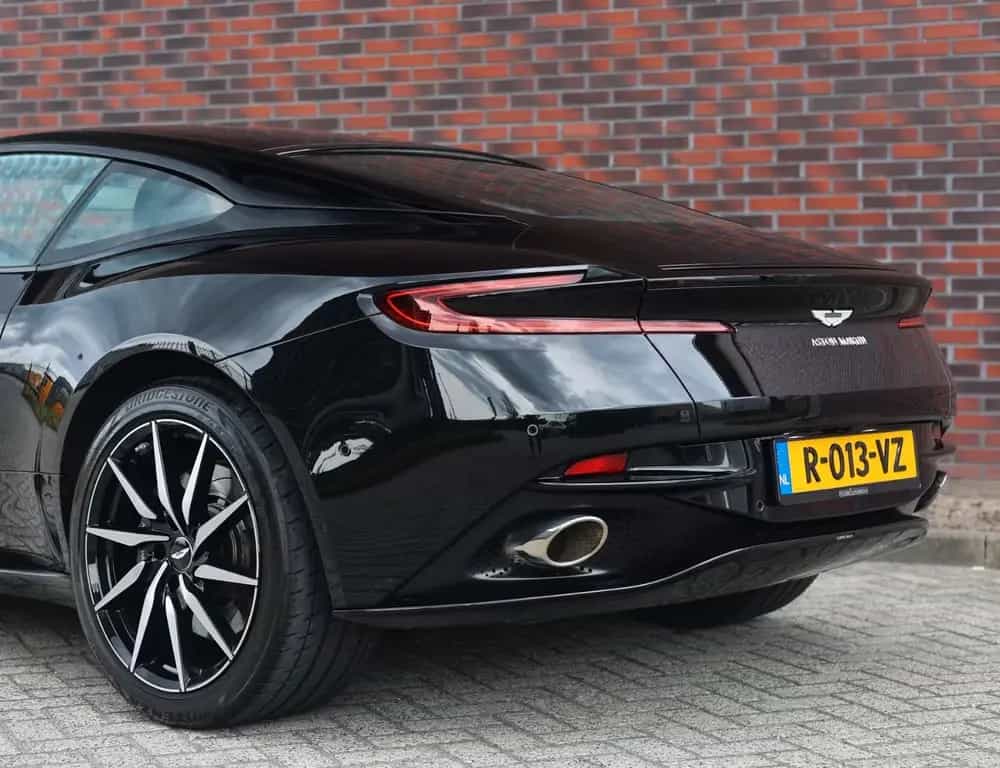 Aston Martin DB11 4.0 V8 11/2020-photo-19