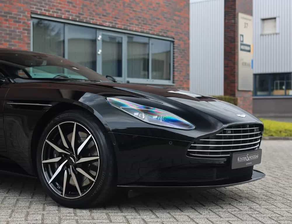 Aston Martin DB11 4.0 V8 11/2020-photo-7
