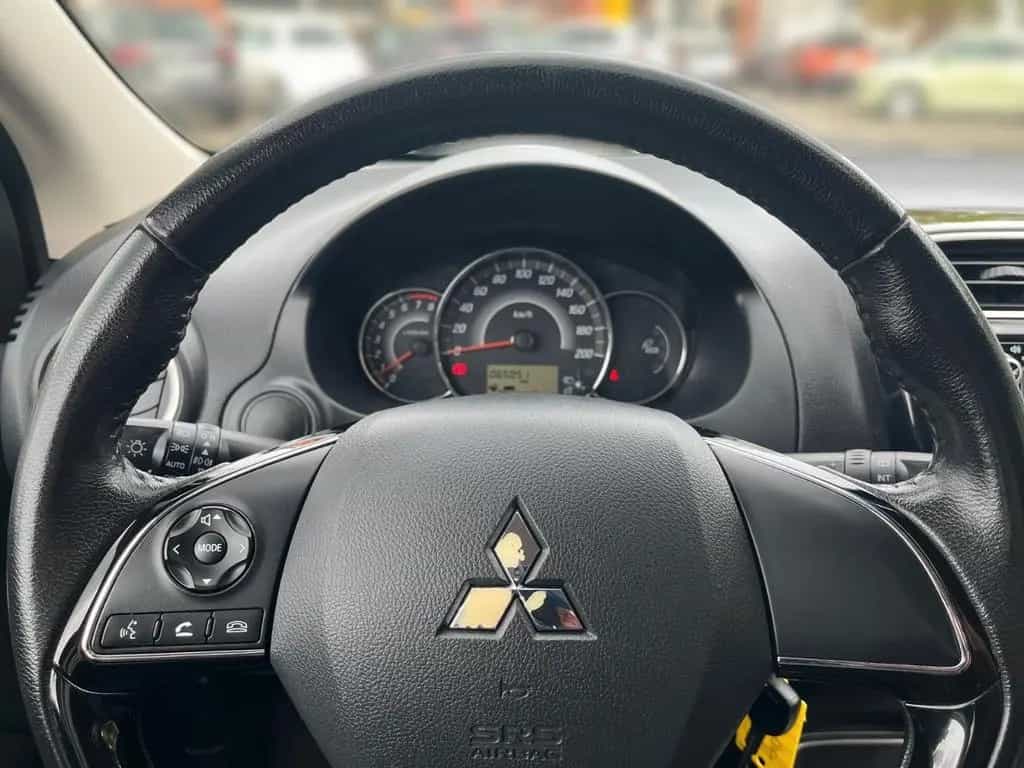 Mitsubishi Space Star Edition 100+ 02/2018-photo-13