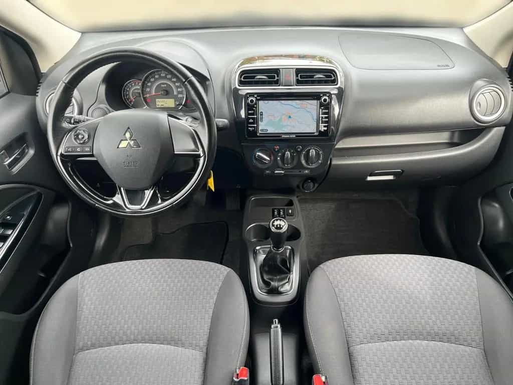 Mitsubishi Space Star Edition 100+ 02/2018-photo-16